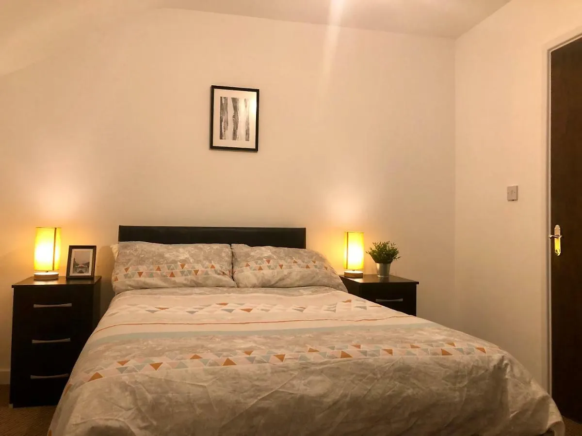 Smart Central Apartment, 5 Mins From Centre Cardiff Apartment